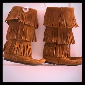 Minnetonka Moccasins Sz 6